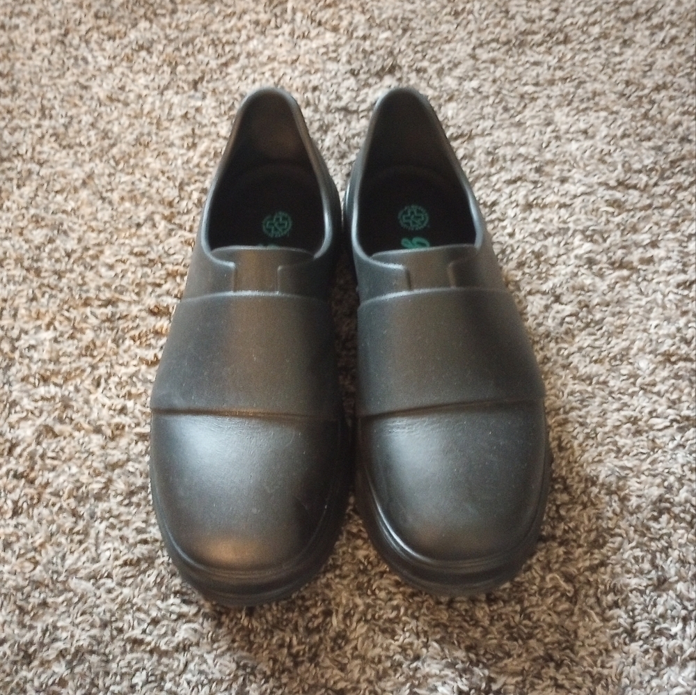 Slip on Nurse Shoes